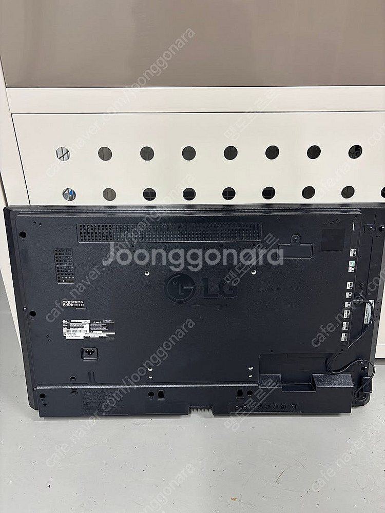 모니터사이니지 LG 32SM5J--3