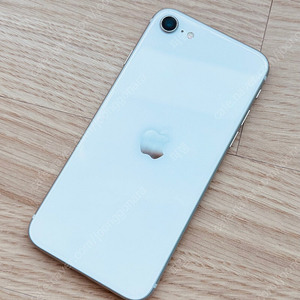 아이폰se2 64g 화이트 팝니다