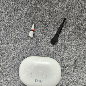 DDJJ 자동 손톱깎이 판매합니다.
