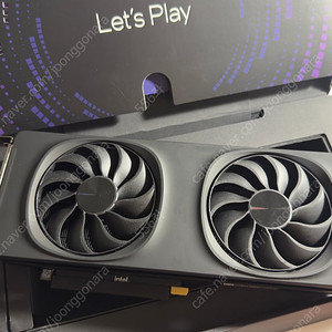 인텔 B580 레퍼런스 그래픽카드