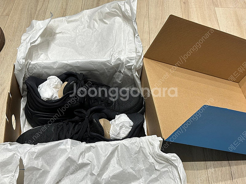 [판매] 호카 본디9 와이드 (260) 실착 2회--1