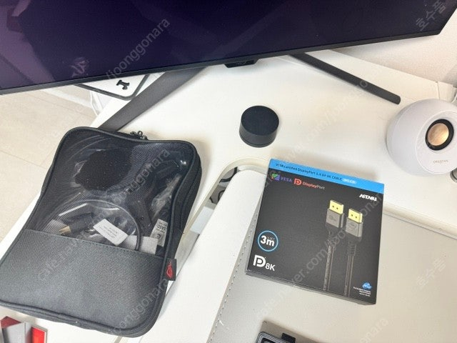 아수스 PG32UCDM 4K OLED 게이밍모니터--1