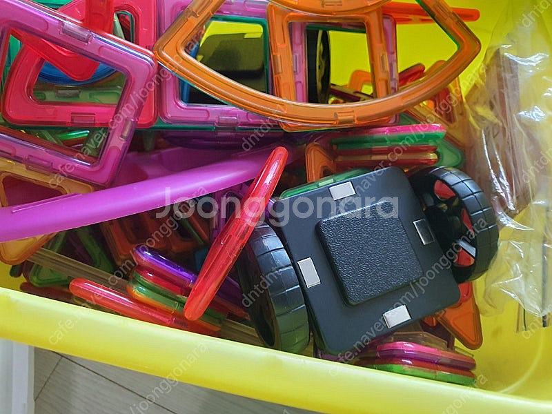 맥포머스 st 자석블럭 230피스 정도 택포 17000원--1