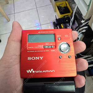 소니 MD 레코더 MZ-R909 판매합니다