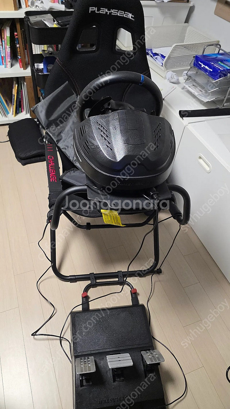 트러스트마스터 T300RS GT 플레이시트 챌린지--0