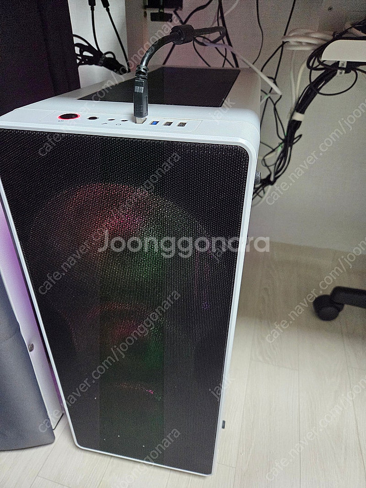 i7-8700k 본체 판매합니다. ssd,hdd X 울...--1
