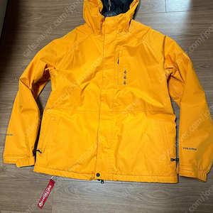 볼컴 DUA 고어텍스 자켓 L 골드