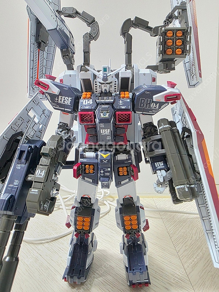 MG 풀아머 썬더볼트 데칼 먹선 완성품--5
