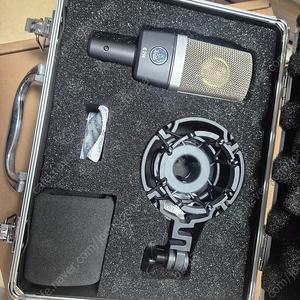 Akg 214 콘덴서 마이크