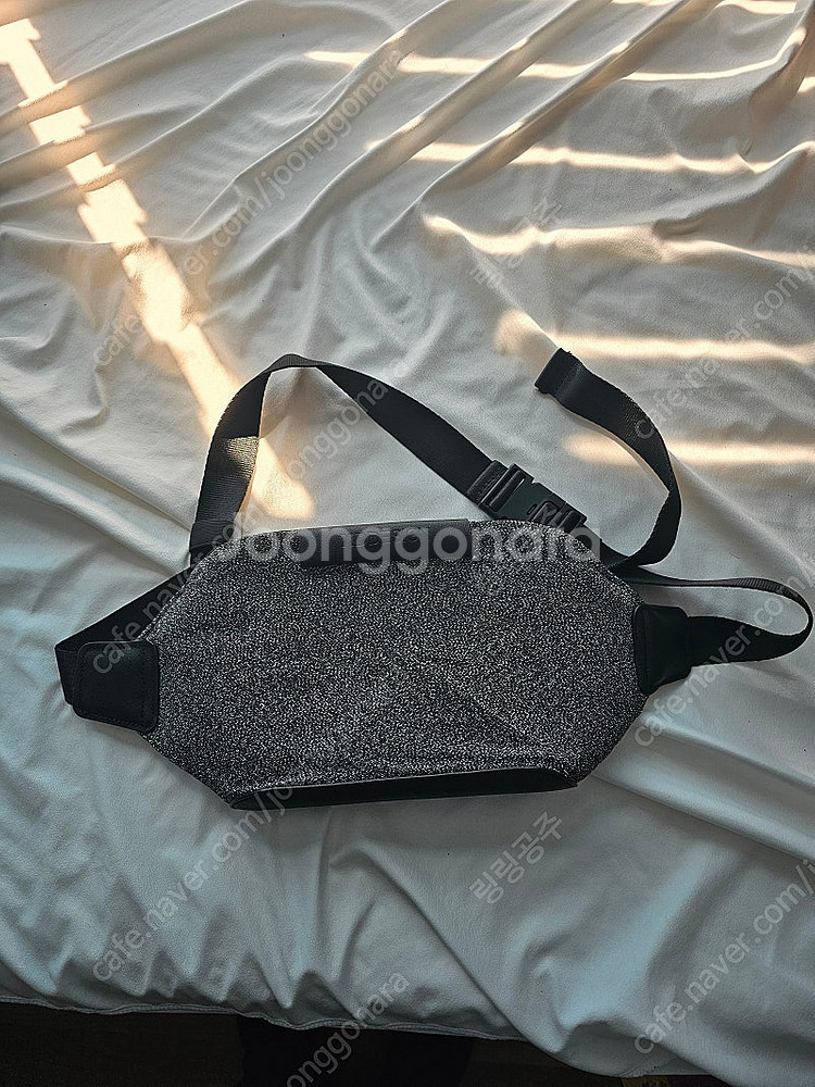 엑스디디자인 힙색슬링백--1