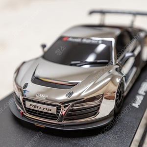 교쇼 미니지 카울 포드gt40, 크롬 아우디R8 LMS 50주년 한정판