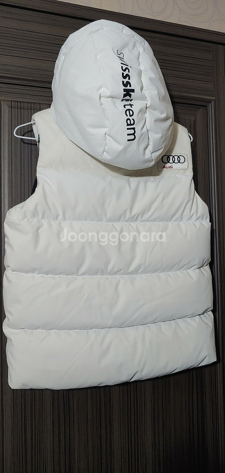 데상트 스위스스키팀 패딩 조끼 아동 140--1