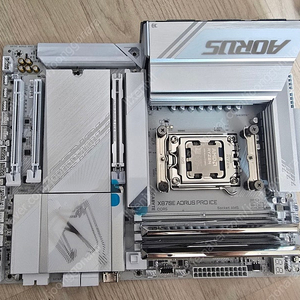 [교환]기가바이트 X870e AORUS PRO ICE로 블랙 교환