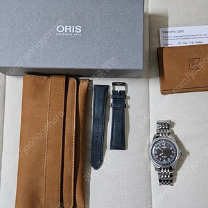 오리스 빅크라운 포인터데이트 40mm 검판 팝니다