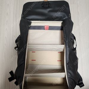 PGY ONE GO 백팩 18L (카메라가방) 팝니다.