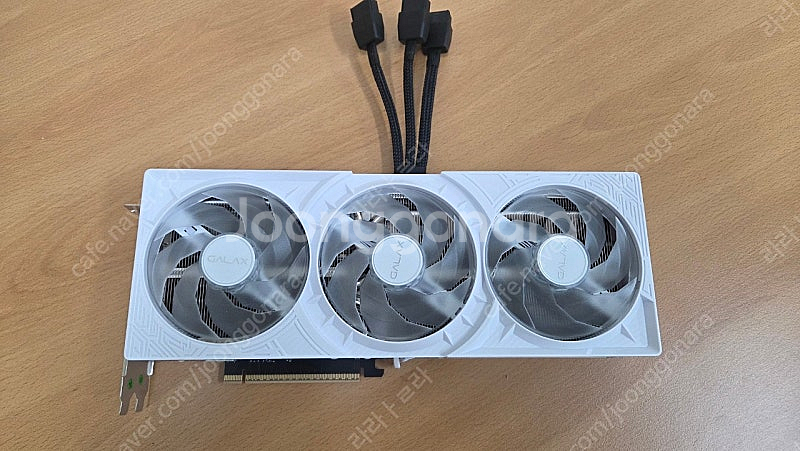 GALAX RTX 5080 그래픽카드 WHITE OC ...--1