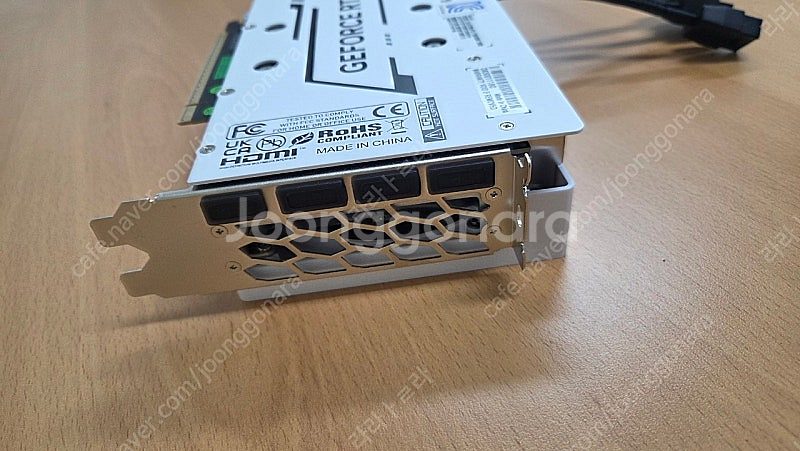 GALAX RTX 5080 그래픽카드 WHITE OC ...--3