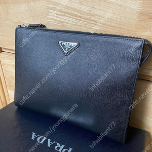 프라다 클러치 2vf030 팝니다.