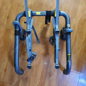 자전거캐리어 사리스 본즈RS 팝니다.