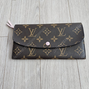 LOUIS VUITTON.FENDI.TORY BURCH 장지갑