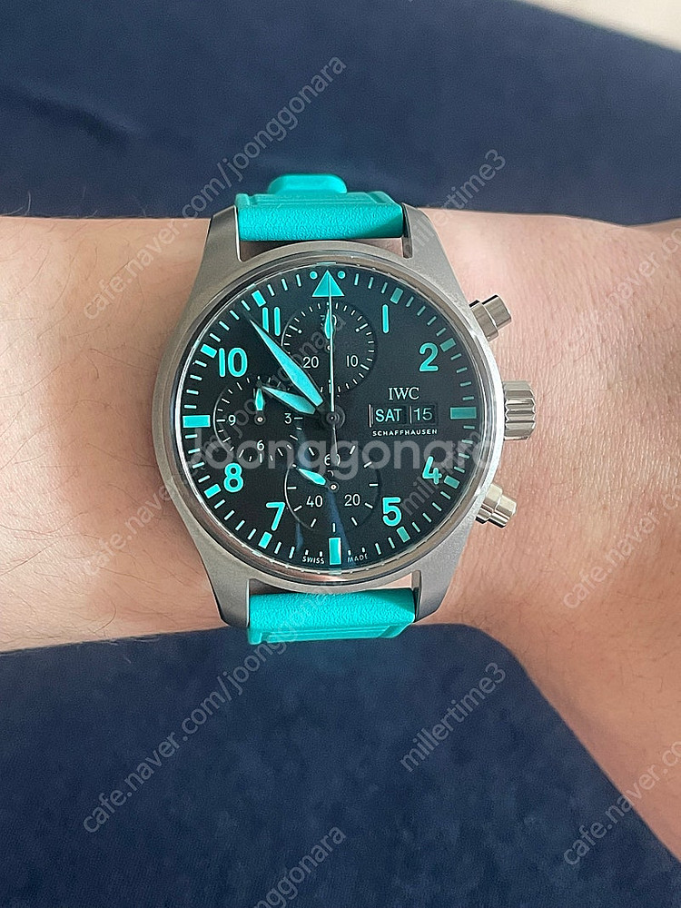 IWC 크로노41 Petronas AMG 티파니블루--2