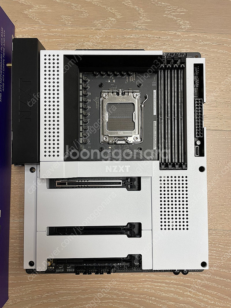 [풀박스] NZXT N7 B650E Matt White--0