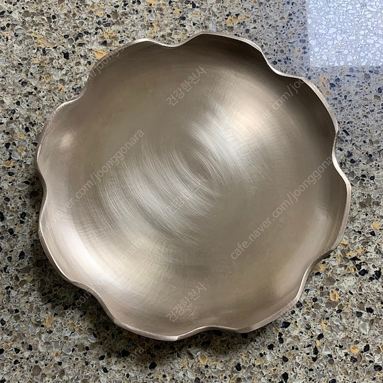 한놋 유기그릇 생선접시 사각접시 이미지