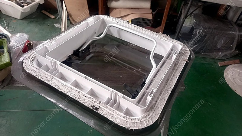 캠핑카 카라반 450 x 400 미니 헤키창문 판매 이미지