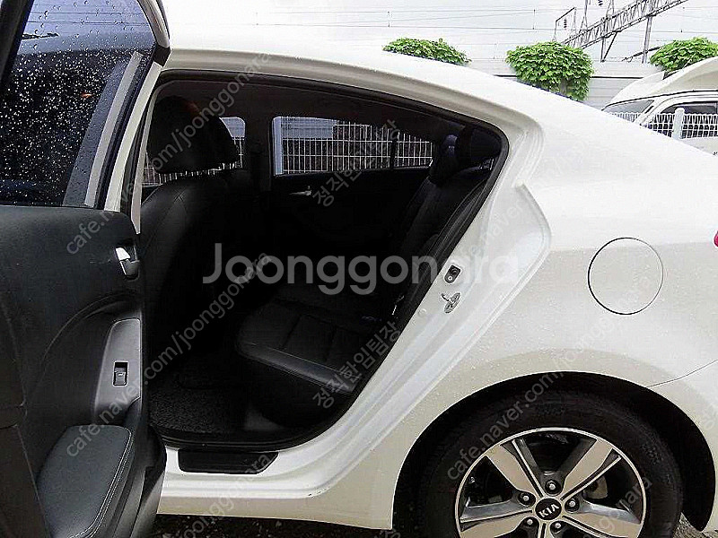 기아 더뉴 K3 16 GDI 트렌디 저렴하게 판매합니다...--5