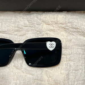 샤넬 로고템플 선글라스 (하트선글라스 CH5519)