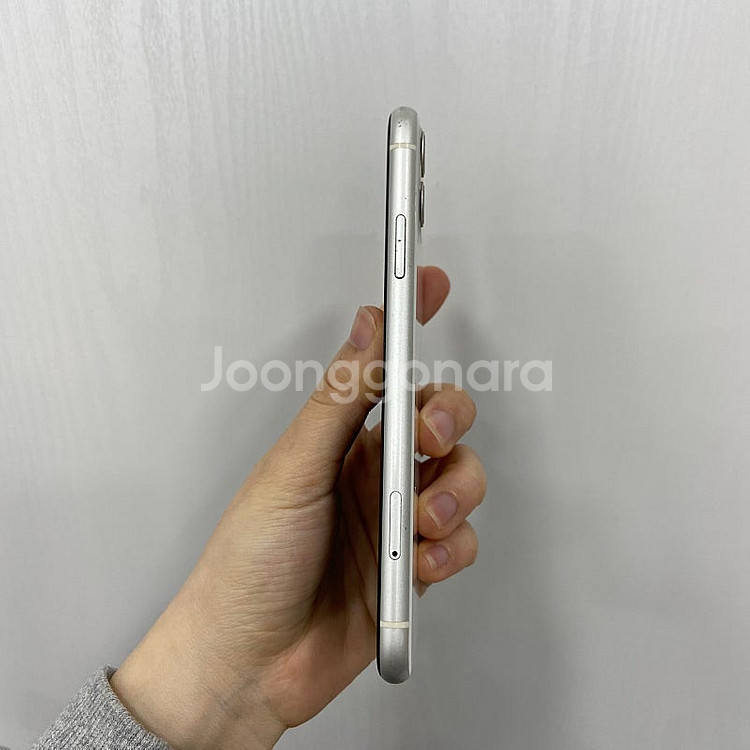 71411 아이폰11 화이트 64GB 부산 중고폰 팝니...--4