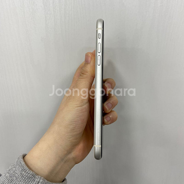 71411 아이폰11 화이트 64GB 부산 중고폰 팝니...--6