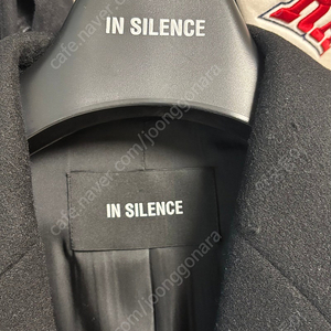 인사일런스 INSILENCE 코트솔리스트 캐시미어 코트 BLACK