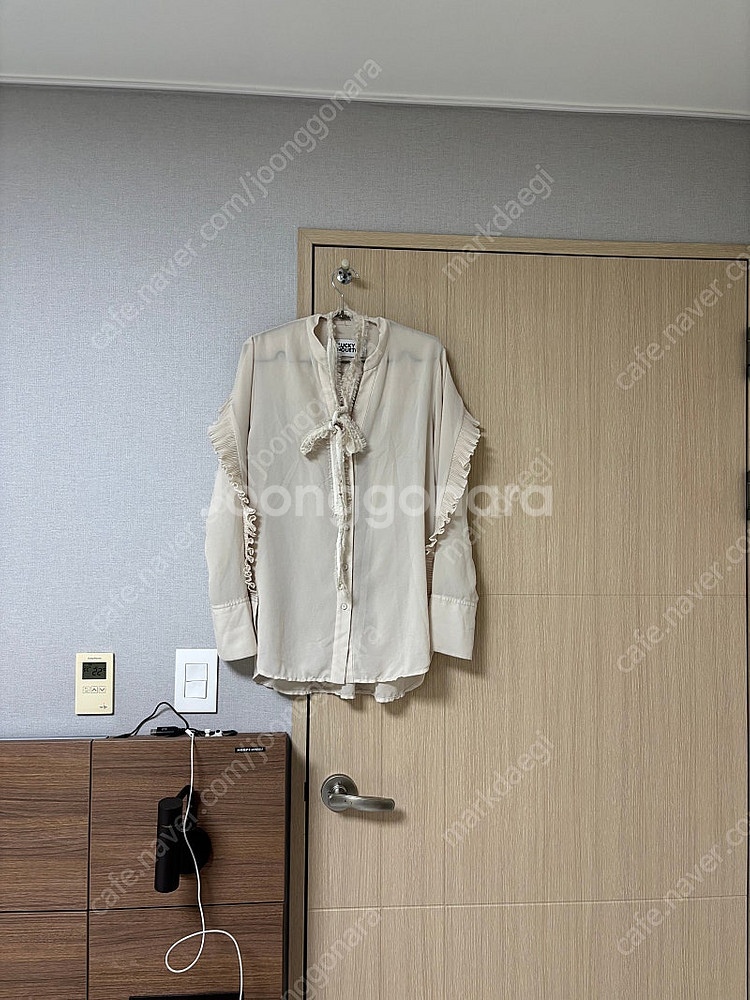 럭키슈에뜨 블라우스--0