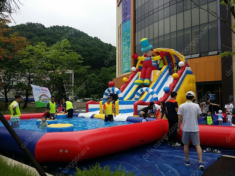 수영장 성당풀장 워터슬라이드 물미끄럼틀 에어바운스 에어수영장 여름성경학교풀장 (에어풀장,이동식수영장,캠프야외풀장,유... 이미지