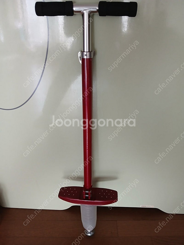 (어린이 운동기구) 사라코 포고스틱 스카이콩콩 팝니다--0