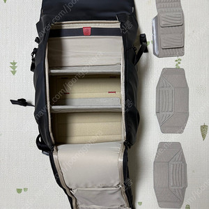 피지테크 원고 백팩 18L (PGYTECH OneGo Backpack 18L) 판매합니다