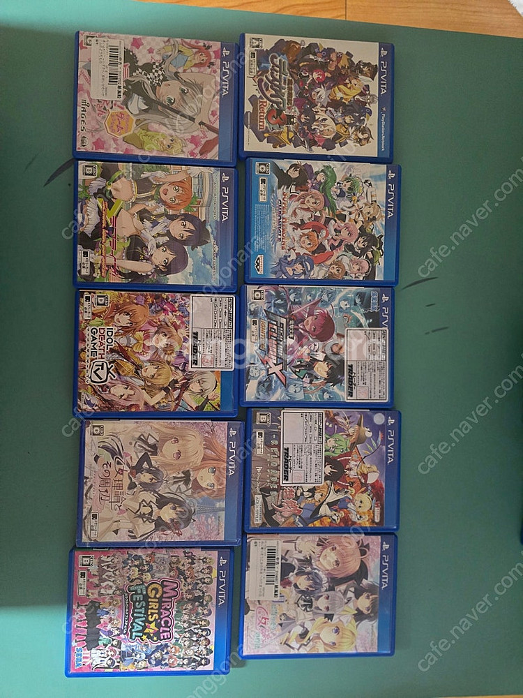 psvita 게임본체와 게임칩--1