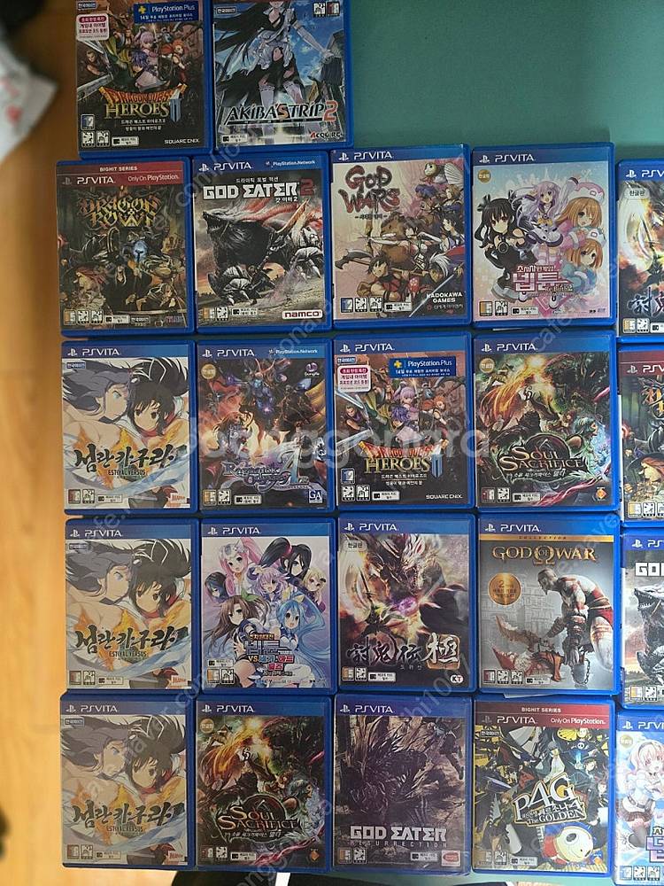 psvita 게임본체와 게임칩--3