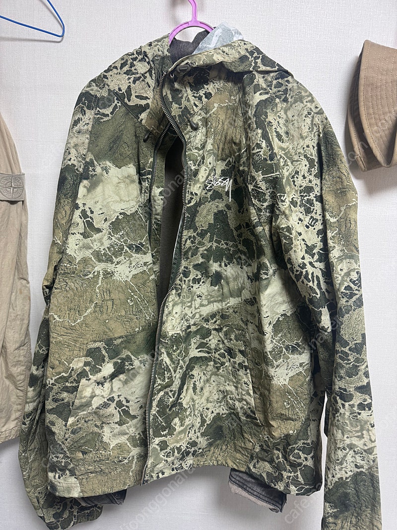 스투시 셀웨이브3 xl (바람막이)