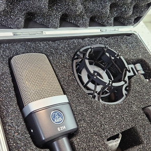 AKG C214 콘덴서 마이크