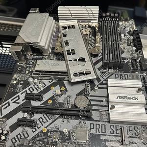 인텔 1200 소켓 메인보드 ASRock B560 PRO4 ATX