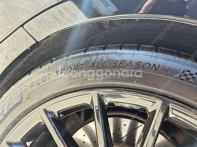AMG GT43 20인치 블랙유광 휠타이어 팝니다 미쉐...--1