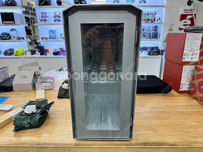 레드불 소형 냉장고 팔아요--1