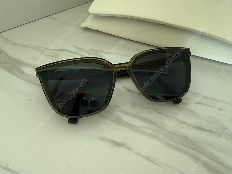 젠틀몬스터 tam kc1--2