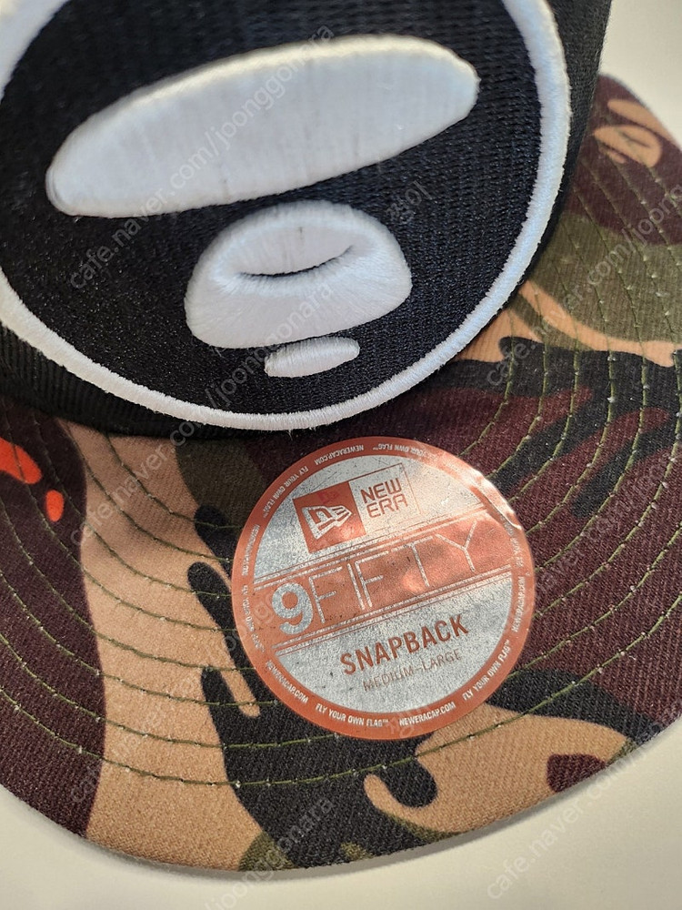 뉴에라 aape 콜라보 스냅백--1