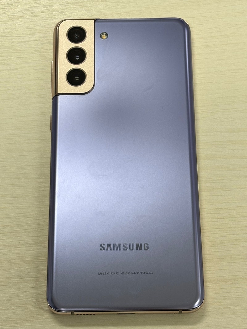 갤럭시 S21플러스 퍼플색상 256용량 상태좋은 무잔상...--0