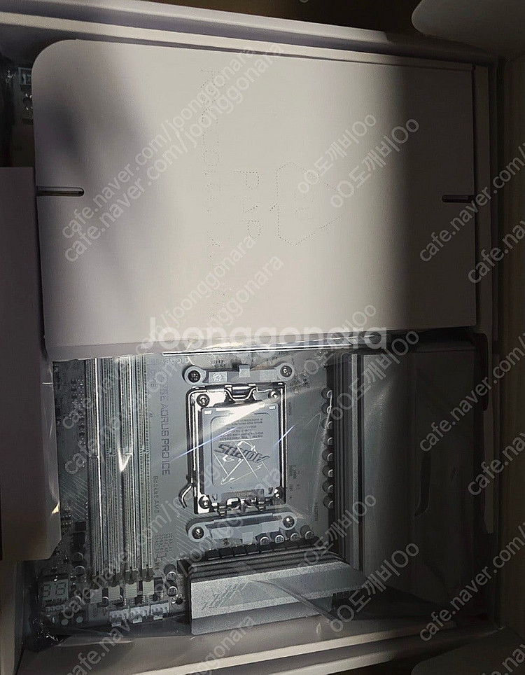[미개봉][새제품] X870E AORUS PRO ICE...--0