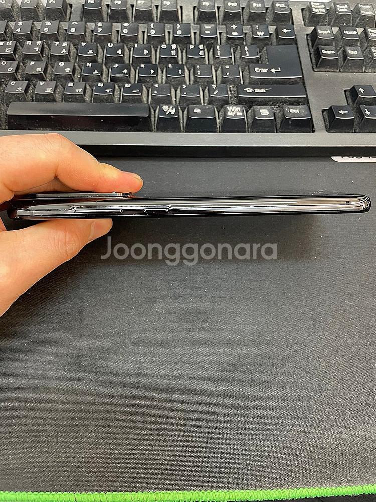갤럭시S20울트라 256GB 블랙 상태좋은 중고23만팝...--4