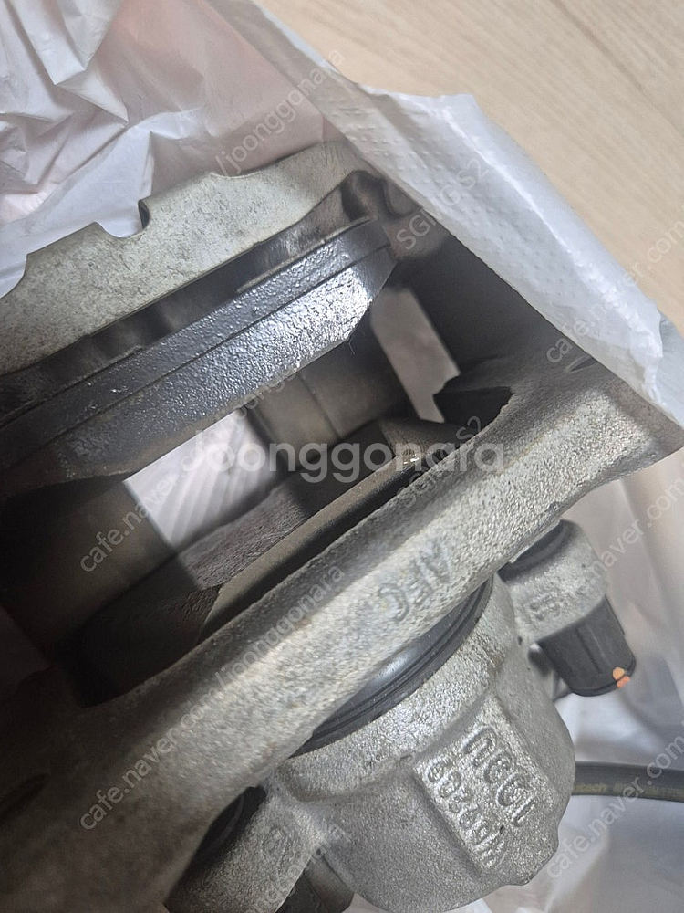 BMW 3시리즈 F30 F31 F80 프론트 캘리퍼 좌--3